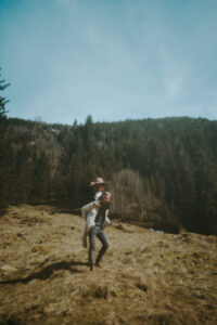 Annelies & Jonathan - Couple of Blondes